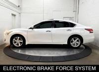 2014 Nissan Altima 2.5 SV Sedan Est. payment OAC† - Image 7