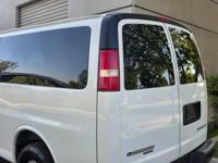 2004 Chevy Express 3500 Extended Passenger van w/71K MILES Bakersfield - Image 8