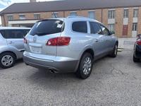 2012 Buick Enclave FWD 4dr Leather - Image 4