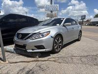 2017 Nissan Altima 2.5 SR Sedan - Image 2