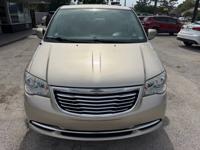 2015 chrysler town and country touring Jacksonville - Image 4