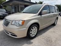 2015 chrysler town and country touring Jacksonville - Image 6
