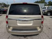 2015 chrysler town and country touring Jacksonville - Image 9