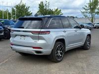 2022 Jeep Grand Cherokee 4x4 4WD Electric Summit Reserve 4xe SUV Beaverton Nissan - Image 5