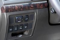 2008 TOYOTA LANDCRUISER 4WD 2 OWNER SUV SEATS 8 DVD GPS REAR CAM lx570 HARD TO FIND, RUST FREE LANDCRUISER - Image 9