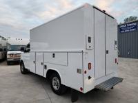 2019 GMC Savana 3500 SRW KUV Enclosed Utility Service Box Plumber Van Peachland - Image 4