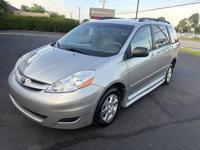 2010 Toyota Sienna LE HANDICAP VAN w/TRANSFER SEAT 1-OWNER 67K Philadelphia - Image 4