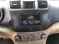 2011 Toyota Highlander FWD 4dr L4 Base (Natl) _Toyota_ _Highlander_ _Sedan_ - Image 7