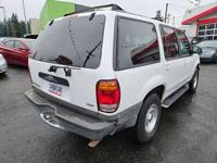 1999 Ford Explorer 4x4 4WD Eddie Bauer SUV % APPROVALS - Image 4