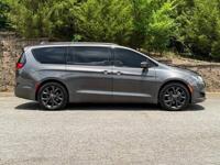 2018 Chrysler Pacifica Touring Plus Hendersonville - Image 7