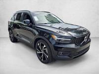 2022 Volvo XC40 R-Design AWD All Wheel Drive SUV AUTONATION Call (904) 329-7804 for more photos & confirm availability - Image 4