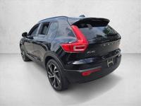 2022 Volvo XC40 R-Design AWD All Wheel Drive SUV AUTONATION Call (904) 329-7804 for more photos & confirm availability - Image 9