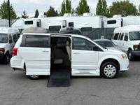 2015 Dodge Grand Caravan - WHEELCHAIR VAN / HANDICAP VAN / SIDE LOAD! Wheelchair Van In Beaverton - Image 4