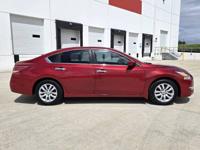 2015 Nissan Altima S Sedan. One-owner. 63k Mi. Portland - Image 5