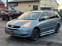 2005 Toyota Sienna Wheelchair Van - HANDICAP / KNEELING / 85K MILES. Wheelchair Sienna In Beaverton - Image 5
