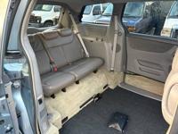 2005 Toyota Sienna Wheelchair Van - HANDICAP / KNEELING / 85K MILES. Wheelchair Sienna In Beaverton - Image 8