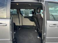 2013 Dodge Grand Caravan - HANDICAP / WHEELCHAIR VAN / SUPER LOW MI Grand caravan wheelchain van Beaverton - Image 7