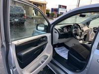 2013 Dodge Grand Caravan - HANDICAP / WHEELCHAIR VAN / SUPER LOW MI Grand caravan wheelchain van Beaverton - Image 10