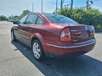 2003 VOLKSWAGEN PASSAT WAUKEGAN, ILLINOIS - Image 5
