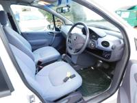 1999 Mercedes A160 LOW Mileage 16,000 Miles Richmond, BC - Image 5