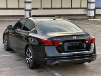 2019 Nissan Altima 2.5 SR, Clean Title, Wireless Apple Car Play, Heated Houston - Image 5