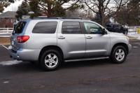 2008 Toyota Sequoia 4x4 4WD Limited 5.7L V8 SUV Victory Motors of Colorado - Image 5