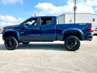 2023 Chevy Silverado RST 4x4 Lifted WE FINANCE, FINANCIAMOS southwest - Image 5