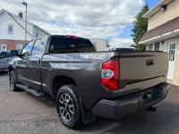 2018 TOYOTA TUNDRA LIMITED 5.7 LITER V8 FULLY LOADED WE FINANCE FEASTERVILLE - Image 5