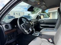 2018 TOYOTA TUNDRA LIMITED 5.7 LITER V8 FULLY LOADED WE FINANCE FEASTERVILLE - Image 10