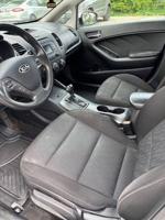2016 Kia Forte * Runs good and excellent on gas * - Image 7