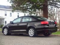 2012 Volkswagen Jetta SE PZEV 4dr Sedan 6A East Brunswick, NJ - Image 4