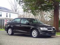 2012 Volkswagen Jetta SE PZEV 4dr Sedan 6A East Brunswick, NJ - Image 7