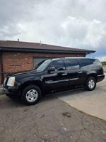2008 GMC Yukon XL Denali Aurora