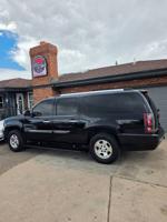 2008 GMC Yukon XL Denali Aurora - Image 5