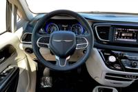 2022 Chrysler Voyager LX van Brilliant Black Crystal Pearlcoat CALL 928-351-6484 FOR AVAILABILITY - Image 6