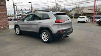 2015 JEEP CHEROKEE 4x4 4WD LATITUDE SPORT UTILITY 4D SUV Cars to Go - Image 5