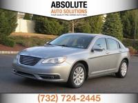 2014 Chrysler 200 Limited 4dr Sedan Chrysler 200 Sedan
