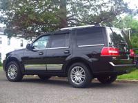 2008 Lincoln Navigator Base 4dr SUV 4WD East Brunswick, NJ - Image 4
