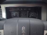 2008 Lincoln Navigator Base 4dr SUV 4WD East Brunswick, NJ - Image 9