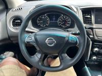2020 Nissan Pathfinder Nashville - Image 9