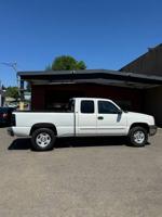 2003 Chevrolet Silverado 1500 LS / 5.3L V8 VORTEC / 4WD / 213k miles Milwaukie - Image 8