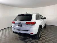 2021 Jeep Grand Cherokee Limited Stop In Save !! + Auto Town GMC - Image 4