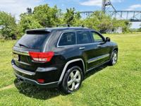 2011 Jeep Grand Cherokee Limited 4x4 4dr SUV _Jeep_ _Grand Cherokee_ _Sedan_ - Image 5