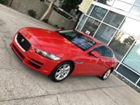 2019 Jaguar XE 25t Premium Phoenix, Arizona - Image 4