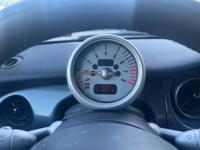 2005 Mini cooper 5 spd manual Huntington valley PA / N.E. Philadelphia - Image 9