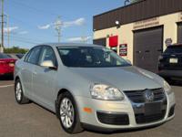 2010 VOLKSWAGEN JETTA LOW MILES CLEAN CARFAX GREAT ON GAS RUNS GREAT FEASTERVILLE - Image 9