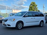 2015 Chrysler Town & Country Touring L Wagon - ONLY 58K MILES!!! VAN IN BEAVERTON - Image 8