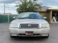 2009 Mercury Grand Marquis LS - ONLY 34K ORIGINAL MILES! GRAND MARQUIS IN BEAVERTON - Image 4