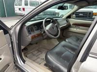 2009 Mercury Grand Marquis LS - ONLY 34K ORIGINAL MILES! GRAND MARQUIS IN BEAVERTON - Image 9