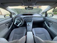 2011 Toyota Prius Hybrid – Clean Title – Excellent Fuel Economy! San Diego - Image 10